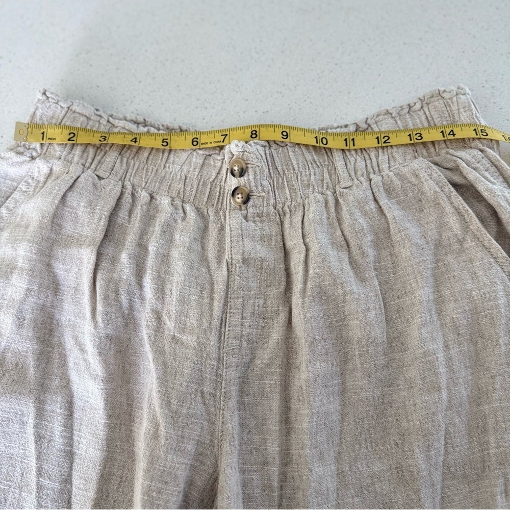 Briggs New York Black Tank Top and Cream Wide Leg Pants - Picture 2 of 12
